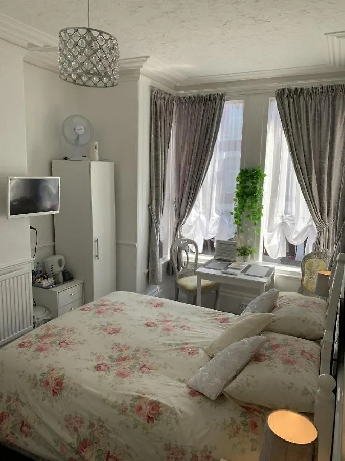 The George Guest House Bridlington