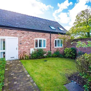 https://wild-drive-chester-stunning-converted-cottage-on-197.hotelsin-chester.com